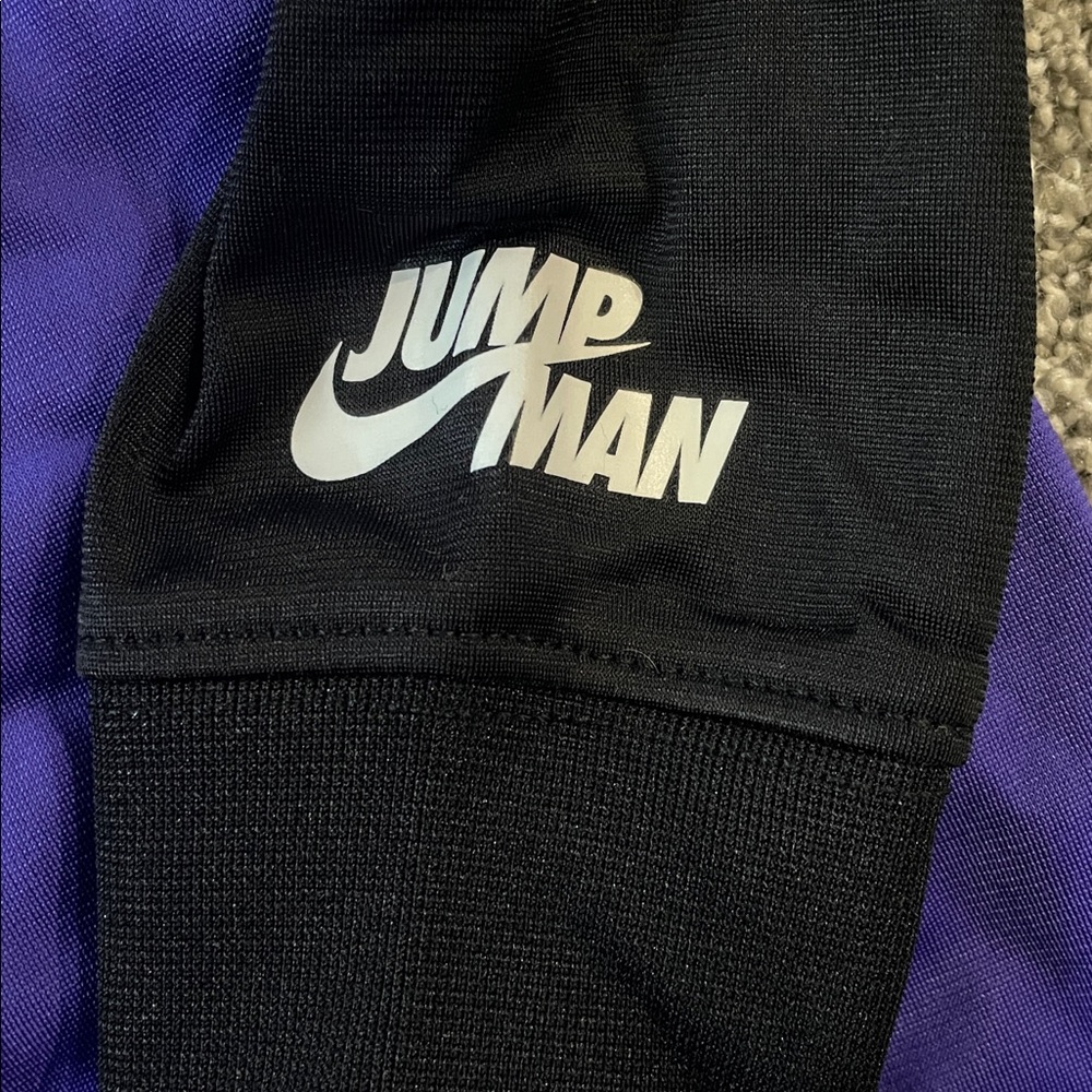 NEW! PURPLE & BLACK JORDAN 2-PIECE ZIP-UP & SWEATPANTS SET. SIZE 6. BOYS. - Picture 7 of 11